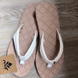 Reef Dreams II size 8